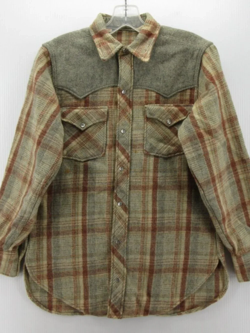 VINTAGE Woolrich Shirt Medium Wool Tweed Western Pearl Snap 70s 80s *